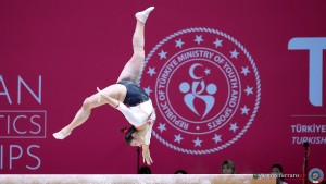 esposito manila ita ph simone ferraro sfa03694 copia